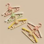 Extendable Kids Hanger 10 Pack